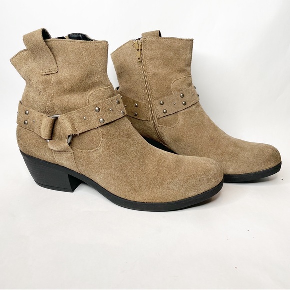 Kork-Ease Shoes - Korks by Kork-Ease Cassandra Moto Stud Harness Tan Suede Bootie Size 8.5